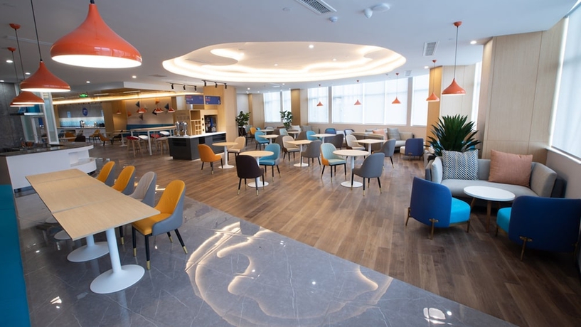 Imagen del bar/restaurante del Hotel Holiday Inn Express Linyi West, An Ihg. Foto 6