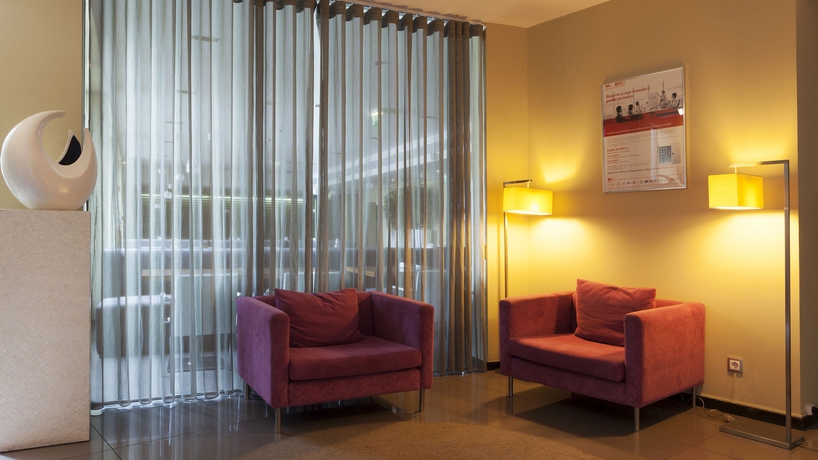 Imagen de los interiores del Hotel Holiday Inn Express Lisbon Airport. Foto 11