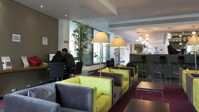 Imagen de los interiores del Hotel Holiday Inn Express Lisbon Airport. Foto 14