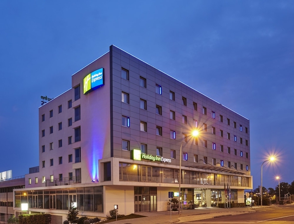 Imagen general del Hotel Holiday Inn Express Lisbon - Alfragide, An Ihg. Foto 1