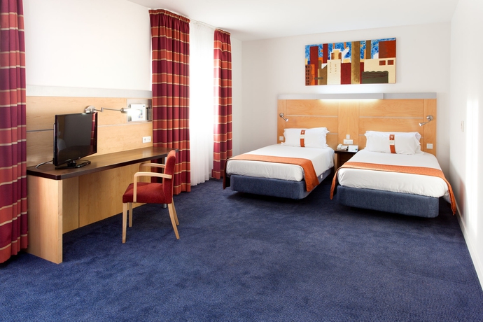 Imagen de la habitación del Hotel Holiday Inn Express Lisbon - Oeiras, An Ihg. Foto 7