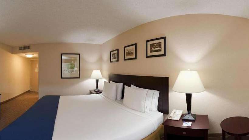 Imagen de la habitación del Hotel Holiday Inn Express Little Rock-airport. Foto 11