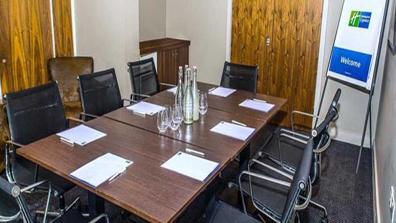 Imagen de los interiores del Hotel Holiday Inn Express Liverpool Hoylake. Foto 9