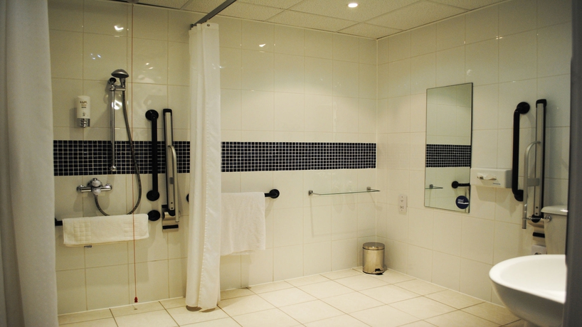 Imagen de la habitación del Hotel Holiday Inn Express Liverpool John Lennon Airport. Foto 8