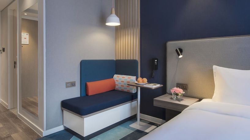 Imagen de la habitación del Hotel Holiday Inn Express Liyang Huafu, An Ihg. Foto 13