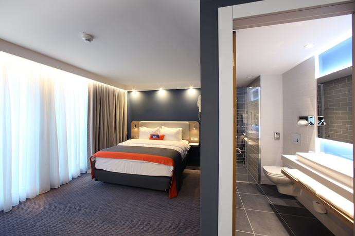 Imagen de la habitación del Hotel Holiday Inn Express Ljubljana, an IHG. Foto 20