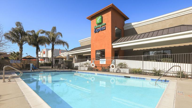 Imagen de la piscina del Hotel Holiday Inn Express Lompoc, An Ihg. Foto 19