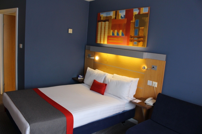 Imagen de la habitación del Hotel Holiday Inn Express London - Croydon, An Ihg. Foto 11