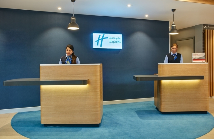 Imagen de los interiores del Hotel Holiday Inn Express London - Ealing. Foto 14