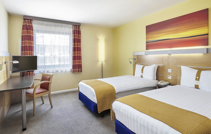 Imagen de la habitación del Hotel Holiday Inn Express London - Newbury Park, An Ihg. Foto 8