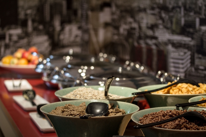 Imagen del bar/restaurante del Hotel Holiday Inn Express London - Southwark, An Ihg. Foto 5