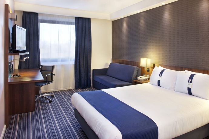 Imagen de la habitación del Hotel Holiday Inn Express London - Wimbledon South, An Ihg. Foto 8