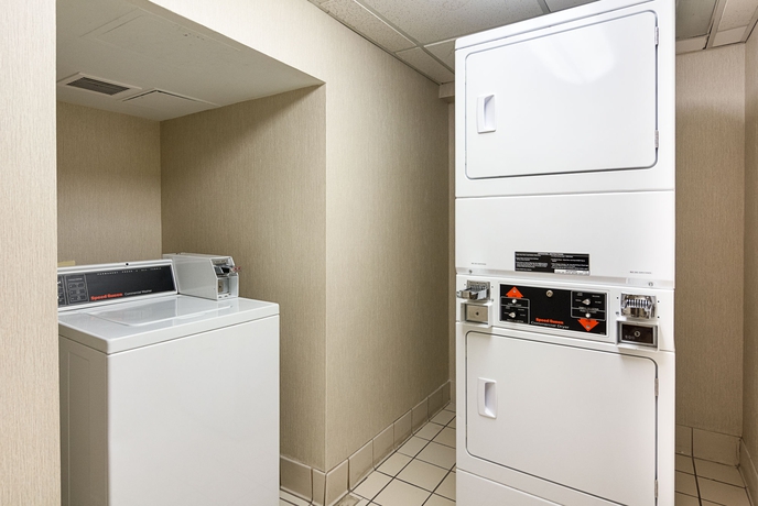 Imagen de los interiores del Hotel Holiday Inn Express Lorton, An Ihg. Foto 11