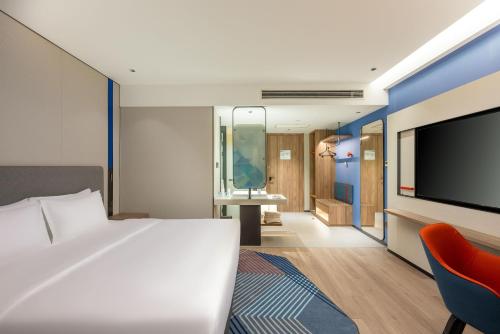 Imagen de la habitación del Hotel Holiday Inn Express Luoyang Longmen, an IHG. Foto 13