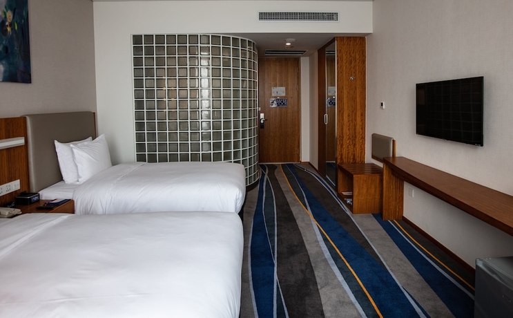 Imagen de la habitación del Hotel Holiday Inn Express Luoyang Xiyuan. Foto 14