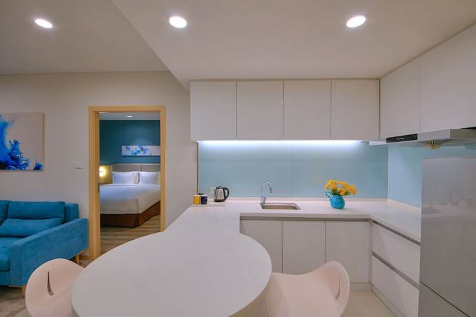Imagen de los interiores del Hotel Holiday Inn Express Luoyang Yichuan, An Ihg. Foto 17