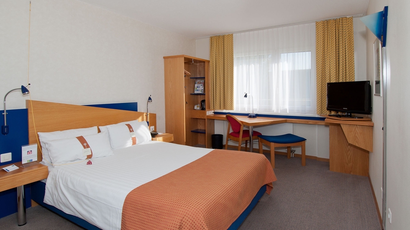 Imagen de la habitación del Hotel Holiday Inn Express Luzern - Neuenkirch, An Ihg. Foto 9