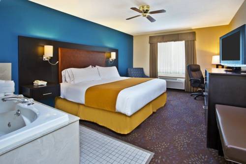 Imagen de la habitación del Hotel Holiday Inn Express Mackinaw City, An Ihg. Foto 9