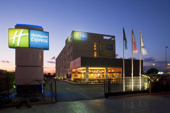 Imagen general del Hotel Holiday Inn Express Malaga Airport, An Ihg. Foto 1