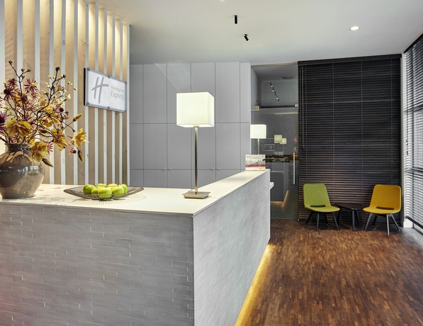 Imagen de los interiores del Hotel Holiday Inn Express Malinas Centro. Foto 12