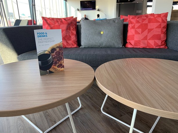 Imagen de los interiores del Hotel Holiday Inn Express Manchester - Trafford City, an IHG Hotel. Foto 18