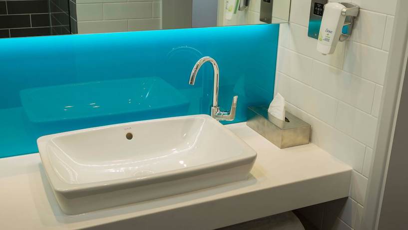 Imagen de la habitación del Hotel Holiday Inn Express Manchester - Trafford City, an IHG Hotel. Foto 9