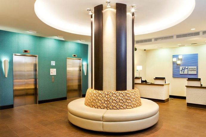 Imagen de los interiores del Hotel Holiday Inn Express Manhattan Times Square South. Foto 11