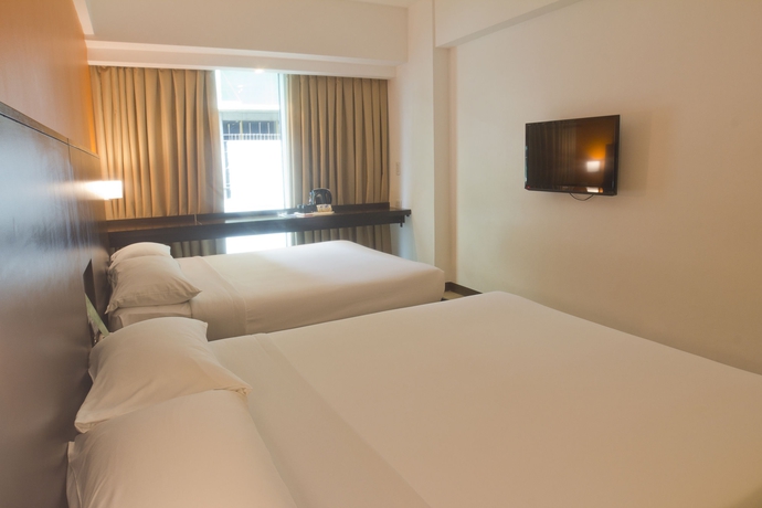 Imagen de la habitación del Hotel Holiday Inn Express Manila Newport City, An Ihg. Foto 12
