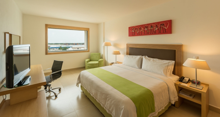 Imagen de la habitación del Hotel Holiday Inn Express Manzanillo, An Ihg. Foto 4