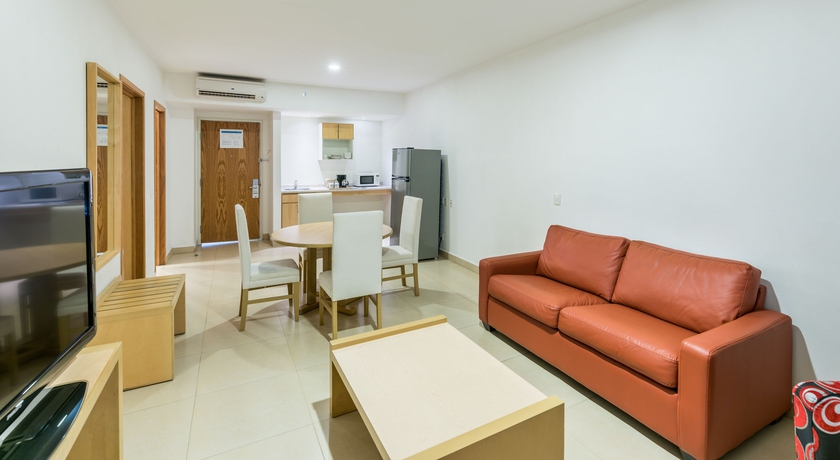 Imagen de la habitación del Hotel Holiday Inn Express Manzanillo, An Ihg. Foto 5