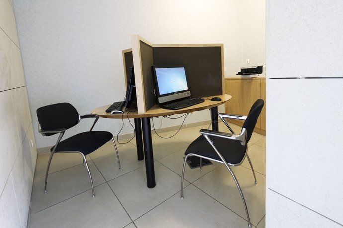 Imagen de los interiores del Hotel Holiday Inn Express Marseille - Saint Charles, An Ihg. Foto 15