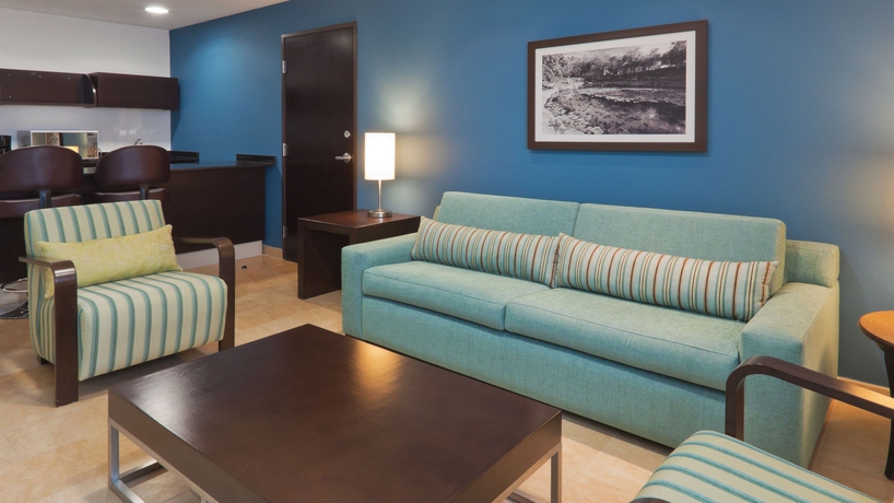 Imagen de la habitación del Hotel Holiday Inn Express M&eacute;rida, An Ihg. Foto 6