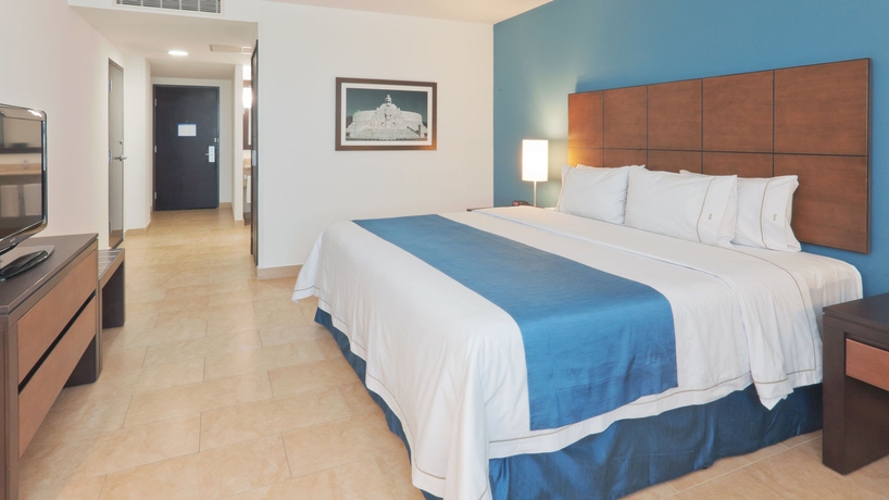 Imagen de la habitación del Hotel Holiday Inn Express M&eacute;rida, An Ihg. Foto 9