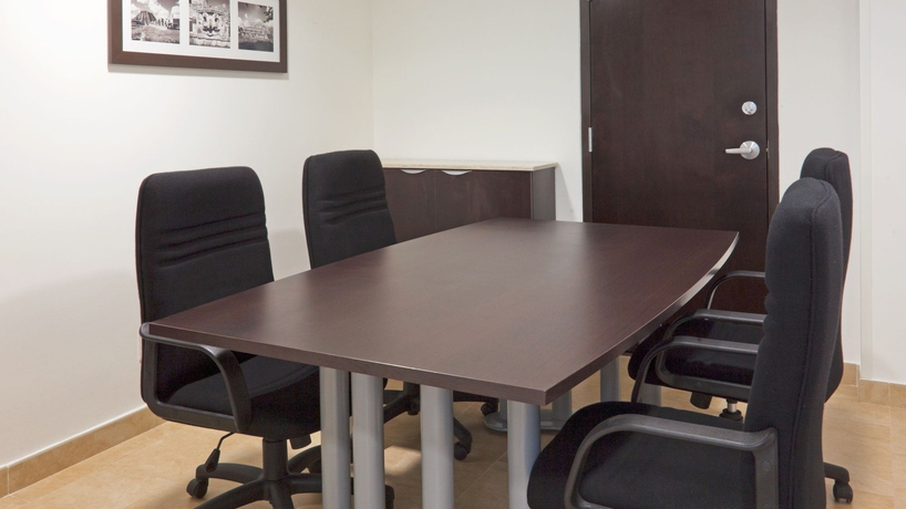 Imagen de la habitación del Hotel Holiday Inn Express M&eacute;rida, An Ihg. Foto 12