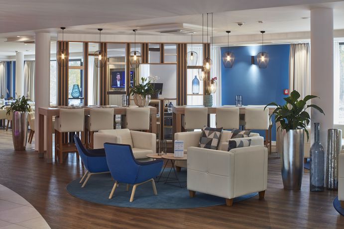 Imagen de los interiores del Hotel Holiday Inn Express Merzig. Foto 15