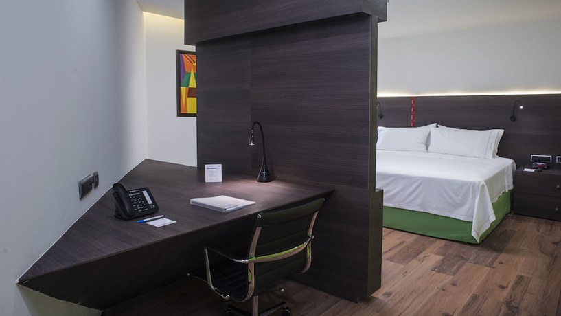 Imagen de la habitación del Hotel Holiday Inn Express Mexico Aeropuerto, An Ihg. Foto 5