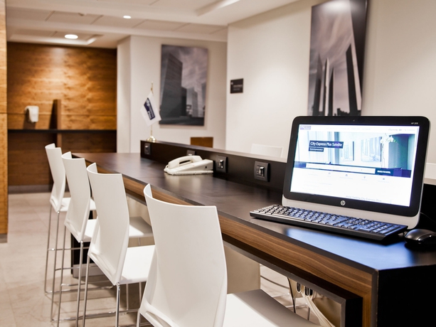 Imagen de los interiores del Hotel Holiday Inn Express Mexico City Satelite, an IHG Hotel. Foto 15