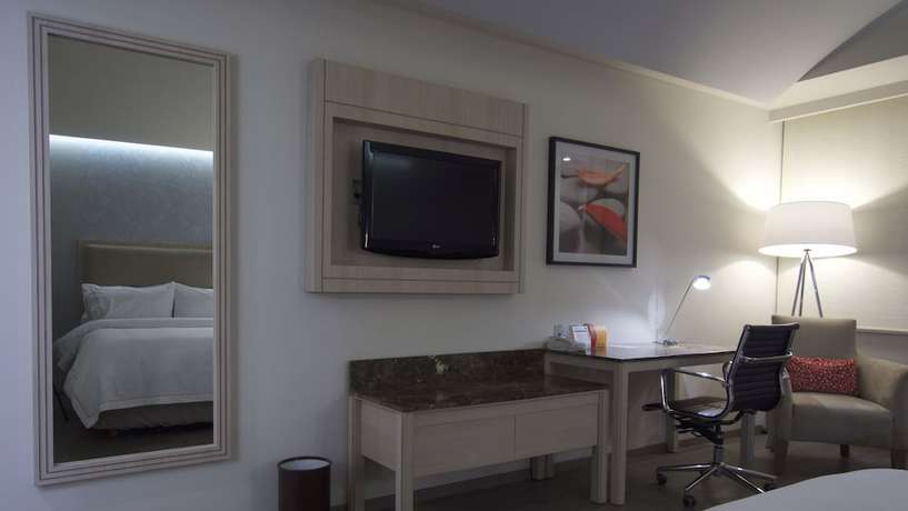 Imagen de la habitación del Hotel Holiday Inn Express Mexico - Toreo. Foto 11