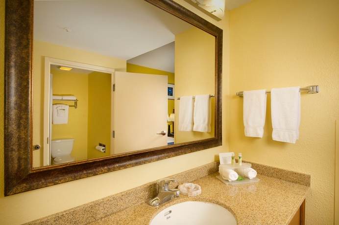 Imagen de la habitación del Hotel Holiday Inn Express Miami Airport Doral Area. Foto 3