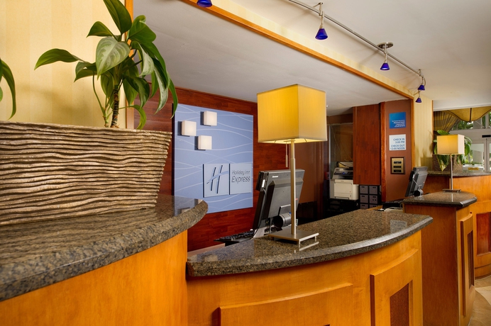 Imagen de los interiores del Hotel Holiday Inn Express Miami Airport Doral Area. Foto 9