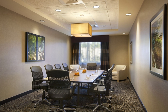 Imagen de los interiores del Hotel Holiday Inn Express Miami Airport-Blue Lagoon Area, an IHG. Foto 14