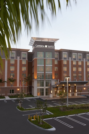 Imagen general del Hotel Holiday Inn Express Miami Airport-Blue Lagoon Area, an IHG. Foto 2
