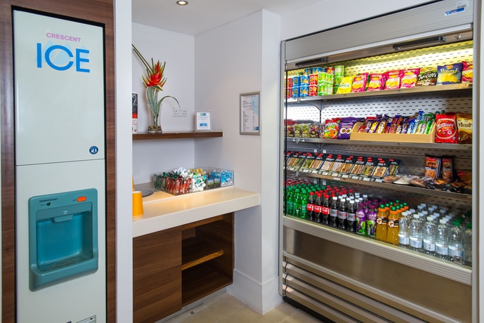 Imagen del bar/restaurante del Hotel Holiday Inn Express Milton Keynes, An Ihg. Foto 3