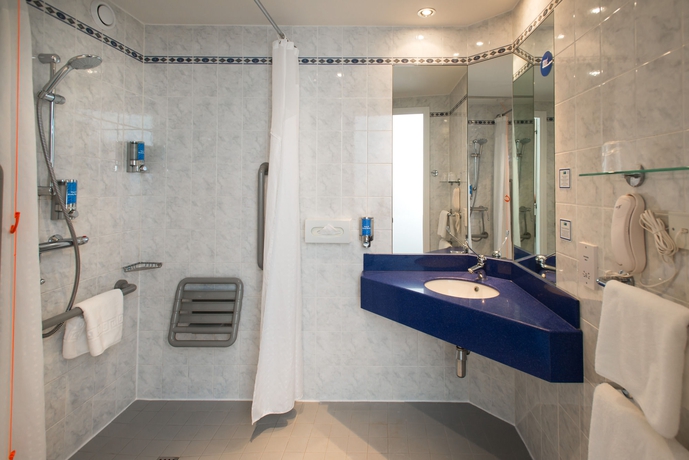 Imagen de la habitación del Hotel Holiday Inn Express Milton Keynes, An Ihg. Foto 11