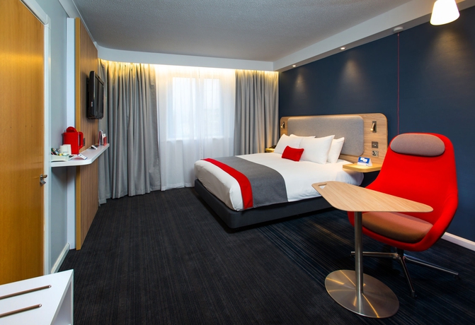 Imagen de la habitación del Hotel Holiday Inn Express Milton Keynes, An Ihg. Foto 12