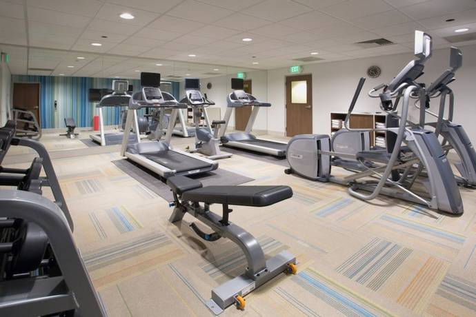 Imagen de los interiores del Hotel Holiday Inn Express Milwaukee West Allis, an IHG. Foto 17