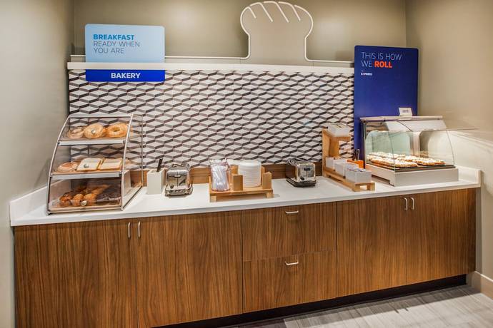 Imagen del bar/restaurante del Hotel Holiday Inn Express Milwaukee West Allis, an IHG. Foto 10