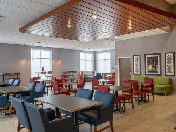 Imagen de los interiores del Hotel Holiday Inn Express Minneapolis West Plymouth, an IHG. Foto 19