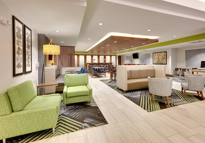 Imagen de los interiores del Hotel Holiday Inn Express Mitchell, An Ihg. Foto 18