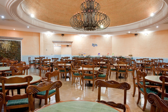 Imagen del bar/restaurante del Hotel Holiday Inn Express - Morelia. Foto 2